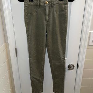 American Eagle Sky High Jegging Olive Green